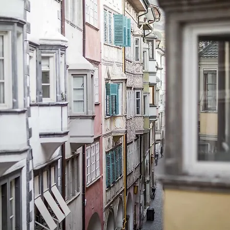 Cooper L Laubenhaus Appartement Bozen