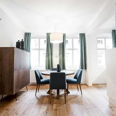 Cooper L Laubenhaus Appartement